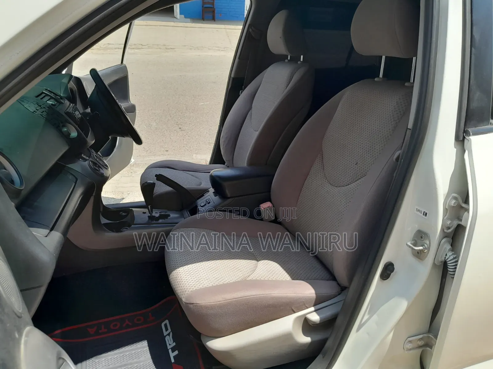 Toyota RAV4 2009 White