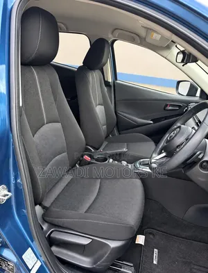 Mazda Demio 2019 Blue