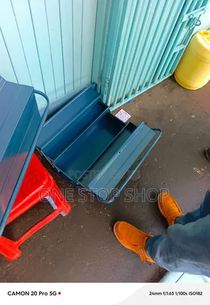Hinged Retractable Trays Easy Access Tools Empty Tool Box