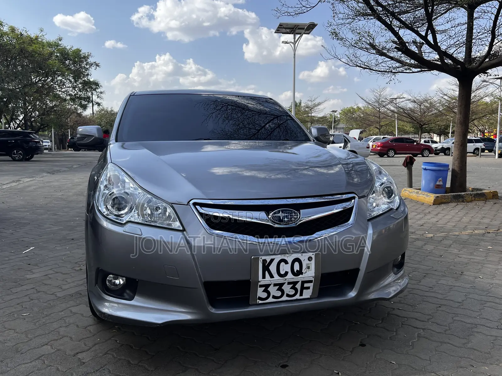 Subaru Legacy 2010 Silver