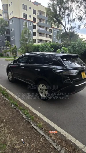 Toyota Harrier 2.0 2015 Black