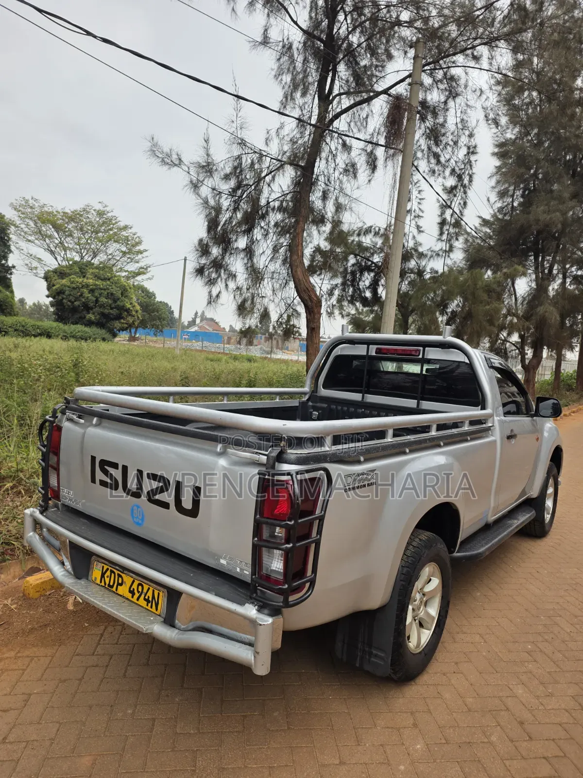 Isuzu D-MAX 2024 Silver