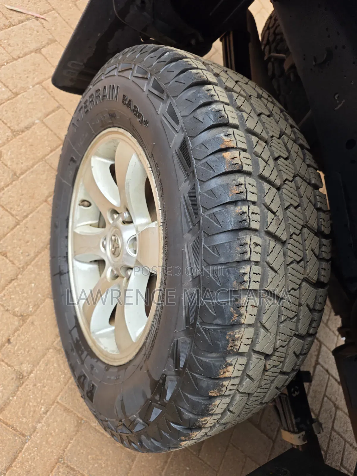 Isuzu D-MAX 2024 Silver