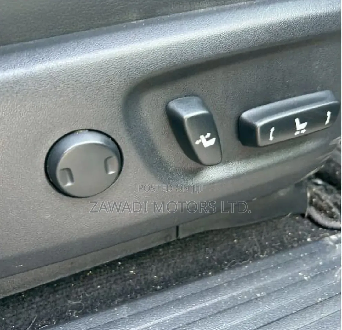 Toyota Land Cruiser Prado 2.7 2019 Black