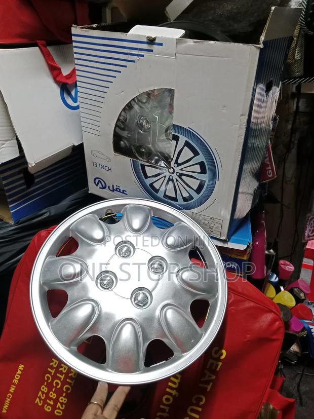 13inch Wheel Caps With Oval Teardrop Spoke Pattern Molded Lug Nut - thumbnail 2
