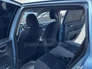 Toyota Corolla Fielder 1.5 Hybrid FWD 2014