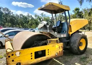 Bomag Bw 213 D-40 Vibratory Roller