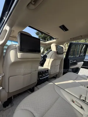 Toyota Land Cruiser LC300 2023 Burgundy