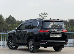 Toyota Land Cruiser LC300 2023 Burgundy