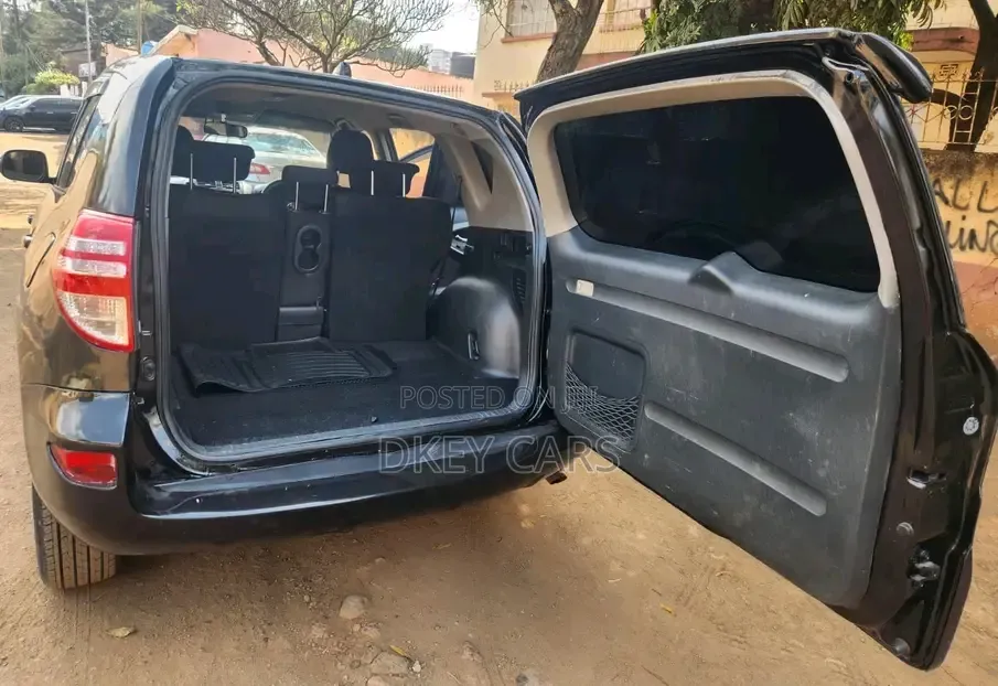 Toyota RAV4 2009 Black