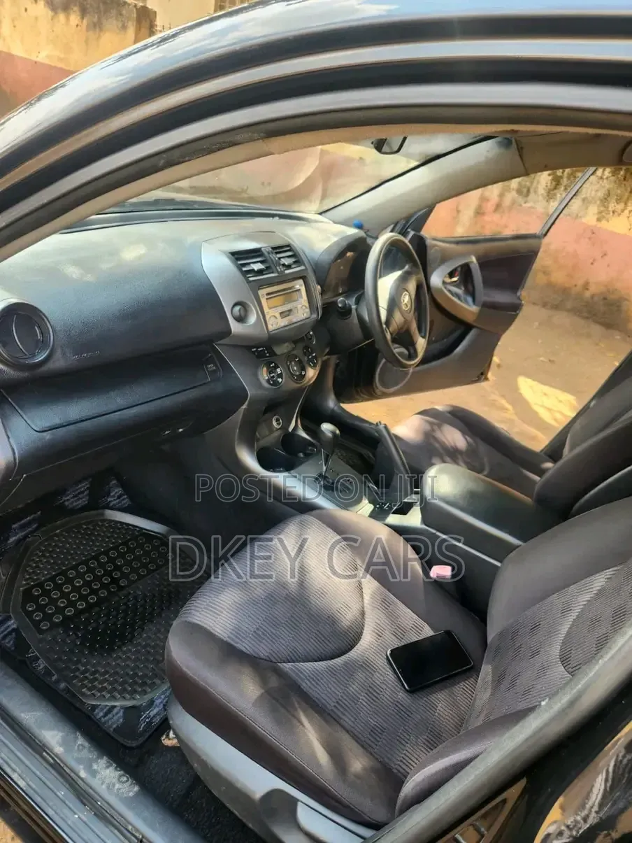 Toyota RAV4 2009 Black