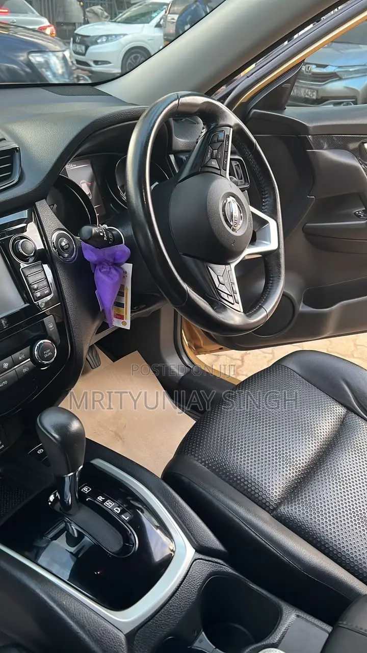Nissan X-Trail 2.0 Petrol AWD 2017 Orange