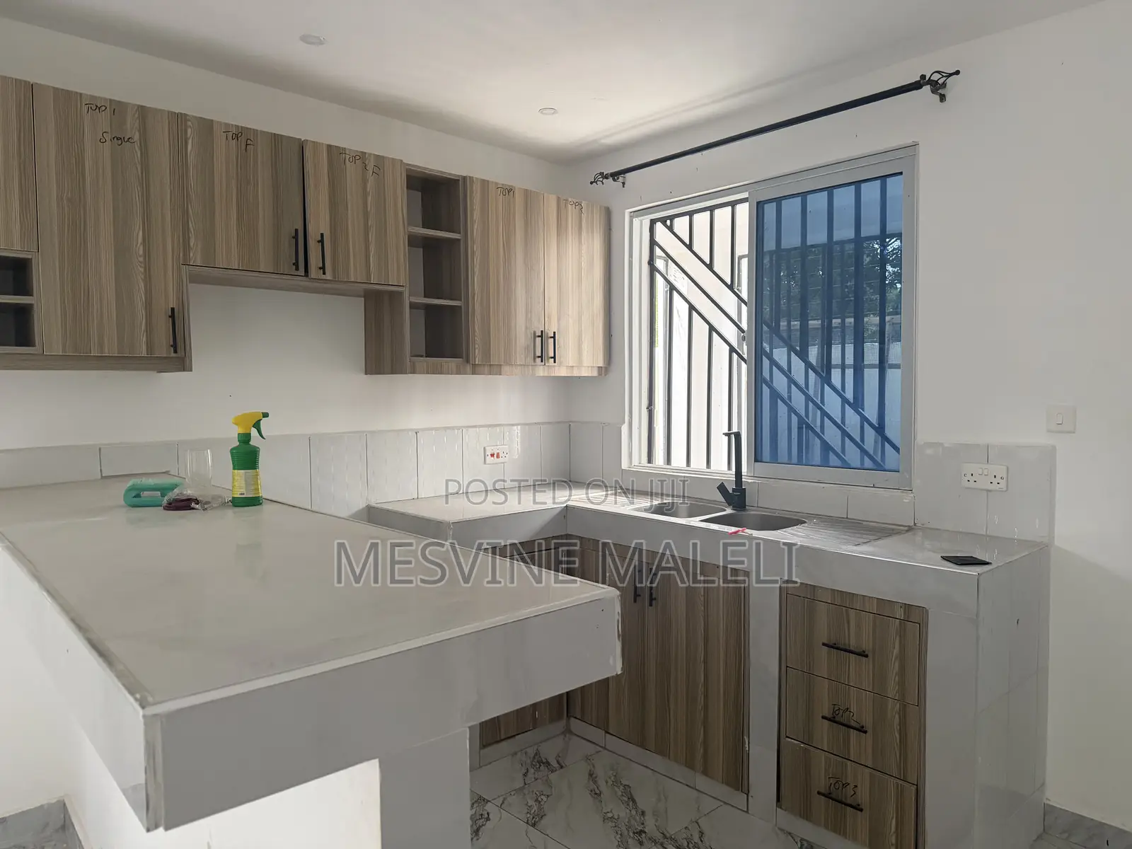 Furnished 2bdrm Apartment in Smiling Fish, Diani for sale
