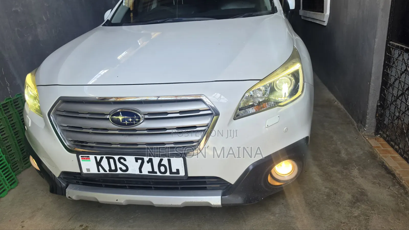 Subaru Outback 2.5i Limited AWD 2017 White