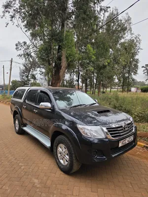Toyota Hilux 3.0 D-4D 4x4 2014 Black