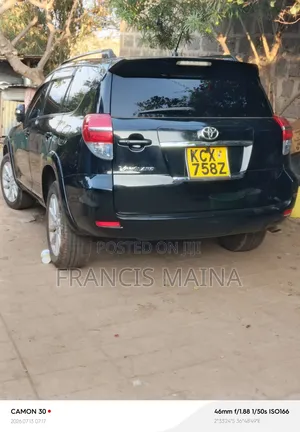 Toyota Vanguard 2012 Black