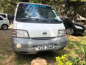 Nissan Caravan 2014 White