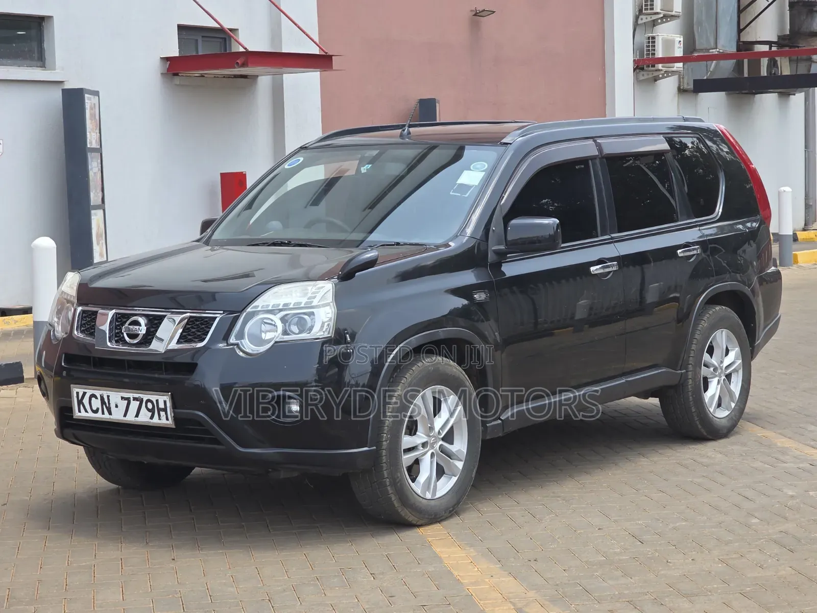 Nissan X-Trail 2010 Black