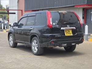 Nissan X-Trail 2010 Black