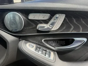 Mercedes-Benz C220 2020 White