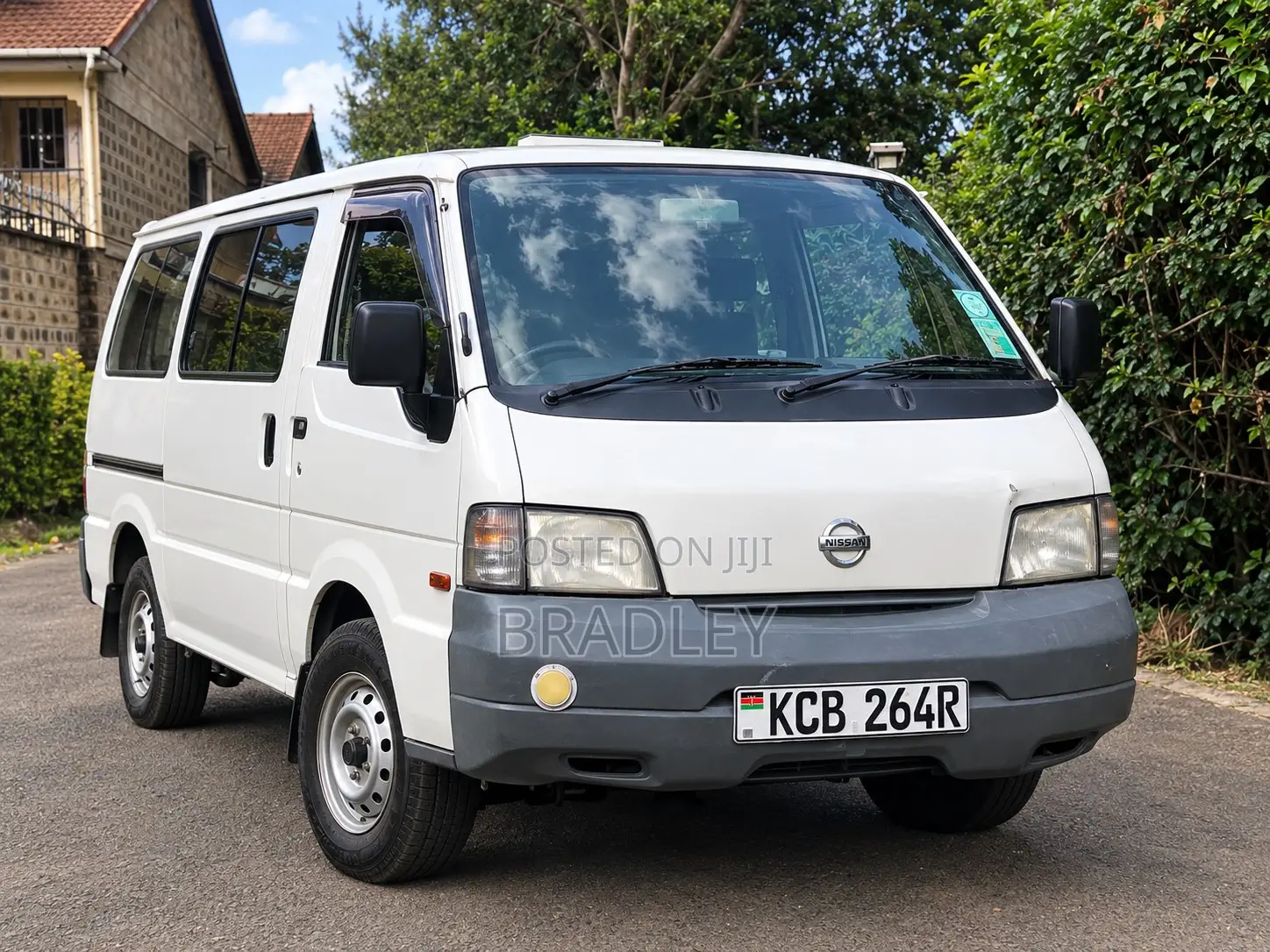 Nissan Caravan 2014 White