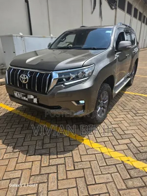 Toyota Land Cruiser Prado 2015 Gray