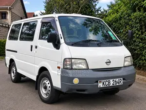 Nissan Caravan 2014 White