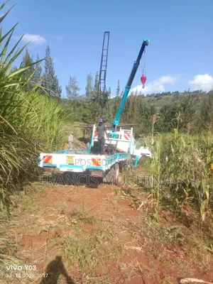 Canter 4d31 2.5t Crane