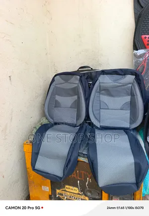 Grey Car Seat Cover With Two Tone Design With Textured Mesh Panel