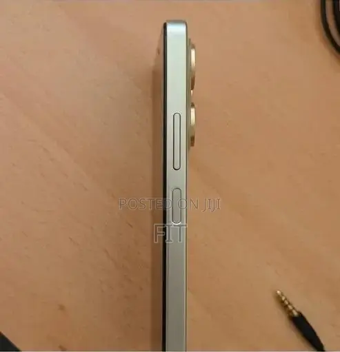 Tecno Spark 20 Pro 256 GB Gold