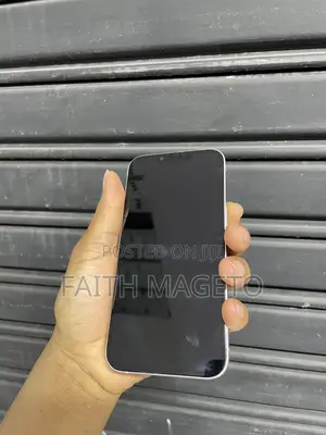 Apple iPhone 13 256 GB Pink