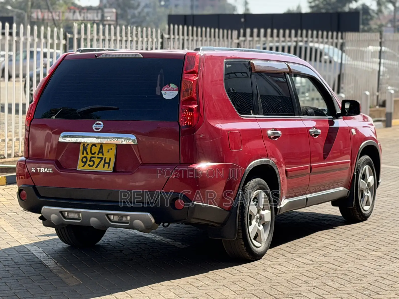 Nissan X-Trail 2007 Red