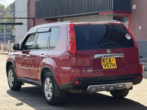 Nissan X-Trail 2007 Red