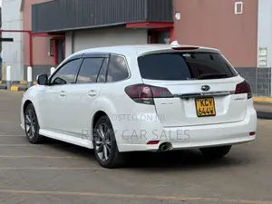 Subaru Legacy 2013 White