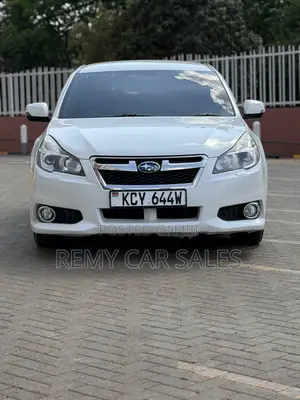 Subaru Legacy 2013 White
