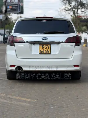 Subaru Legacy 2013 White