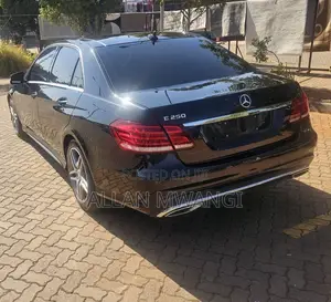 Mercedes-Benz E250 2016 Black