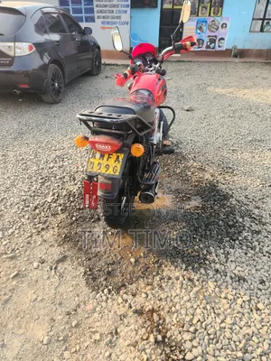Bajaj Boxer 150 UG 2022 Red