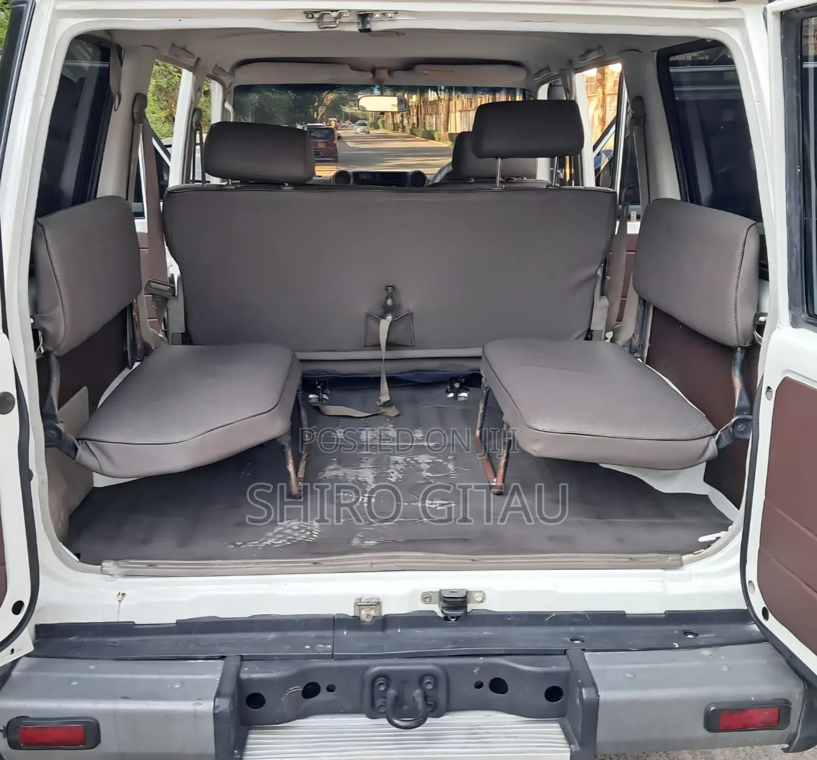 Toyota Land Cruiser 2012 White