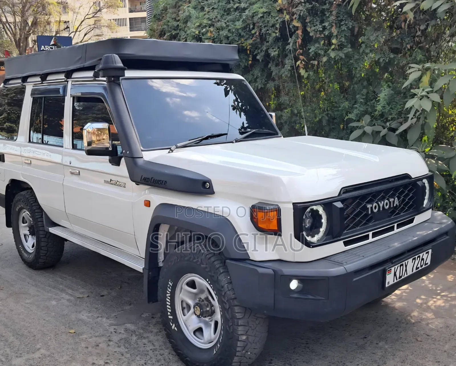 Toyota Land Cruiser 2012 White