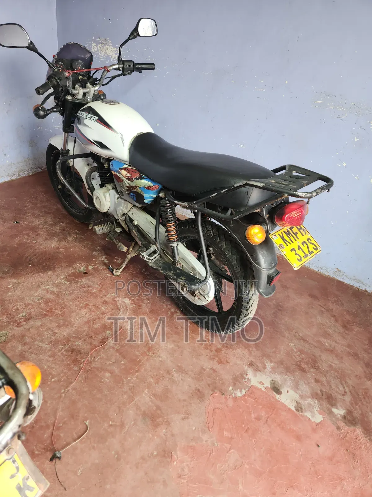 Bajaj Boxer 150 UG 2023 White