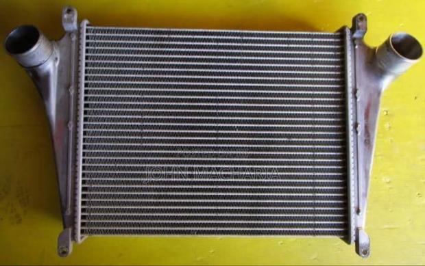 Intercooler for Isuzu FRR90 - thumbnail 2