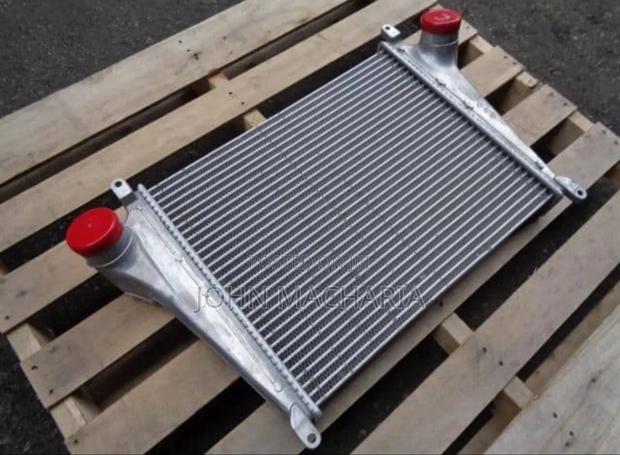 Intercooler for Isuzu FRR90 - thumbnail 3