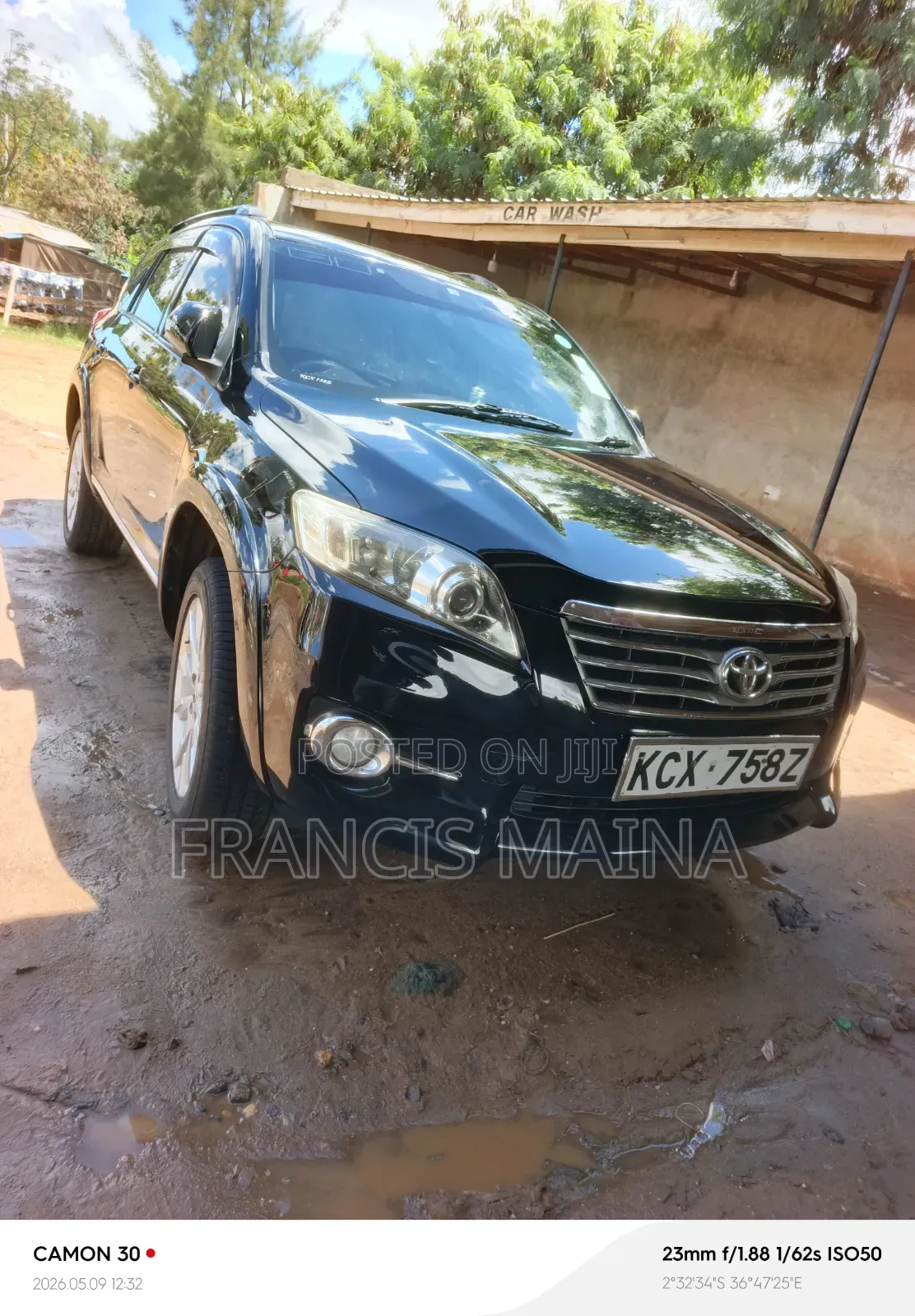 Toyota Vanguard 2012 Black