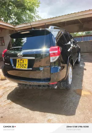 Toyota Vanguard 2012 Black