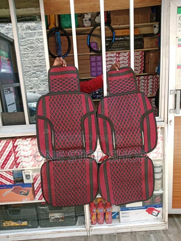 2pc Fron Seat Red_black Knitted Pattern - main view
