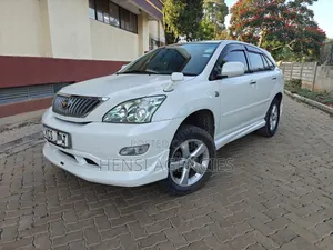 Toyota Harrier 240G 2012 White