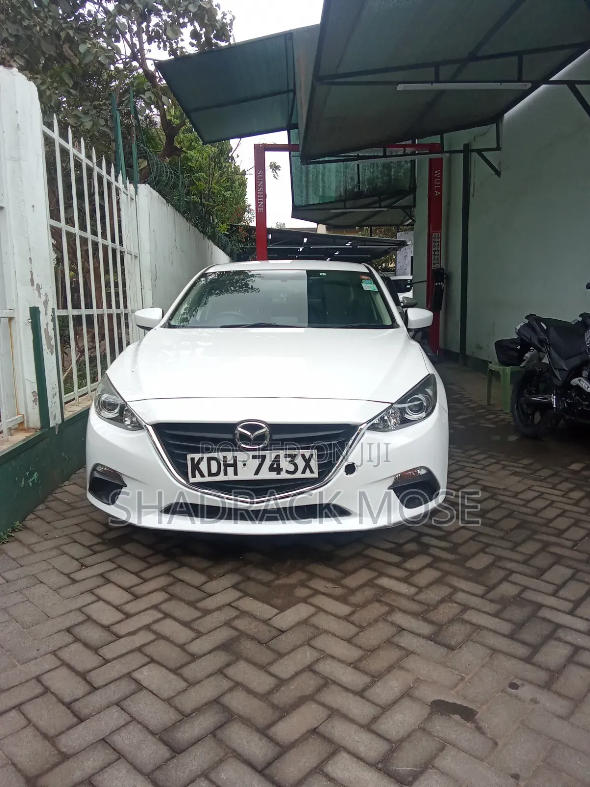 Mazda Axela 2015 White