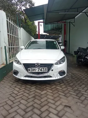 Mazda Axela 2015 White