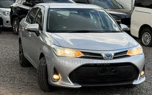 Toyota Axio 1.5 Hybrid G 2WD 2019 Silver
